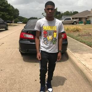 Meet your Posher, Devin